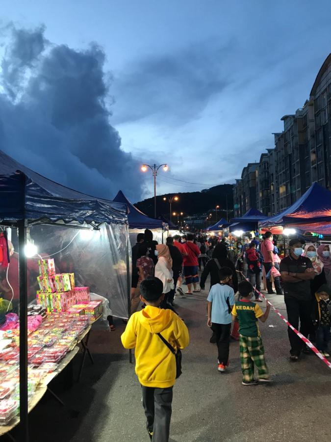 Fazlia Resthouse At Golden Hills Cameron Highlands Near Pasar Malam 타나라타 외부 사진